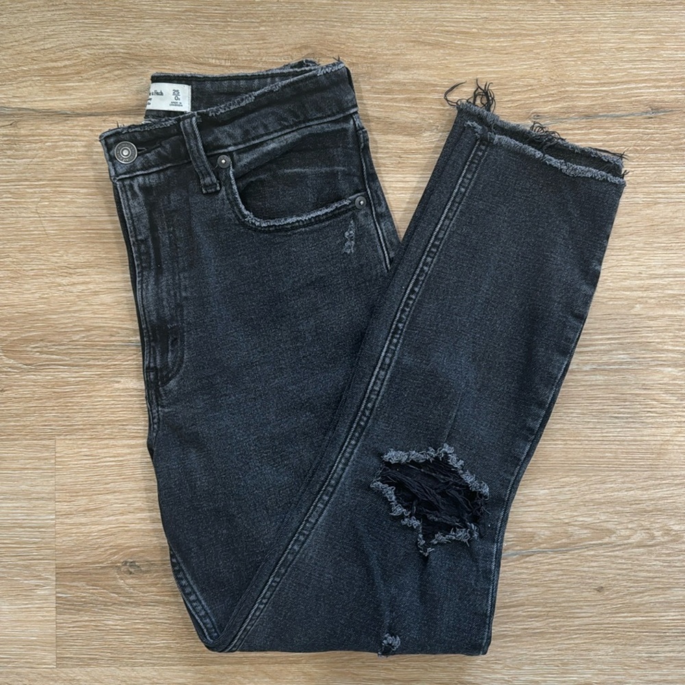 Abercrombie Curve Love The Skinny High Rise 25S